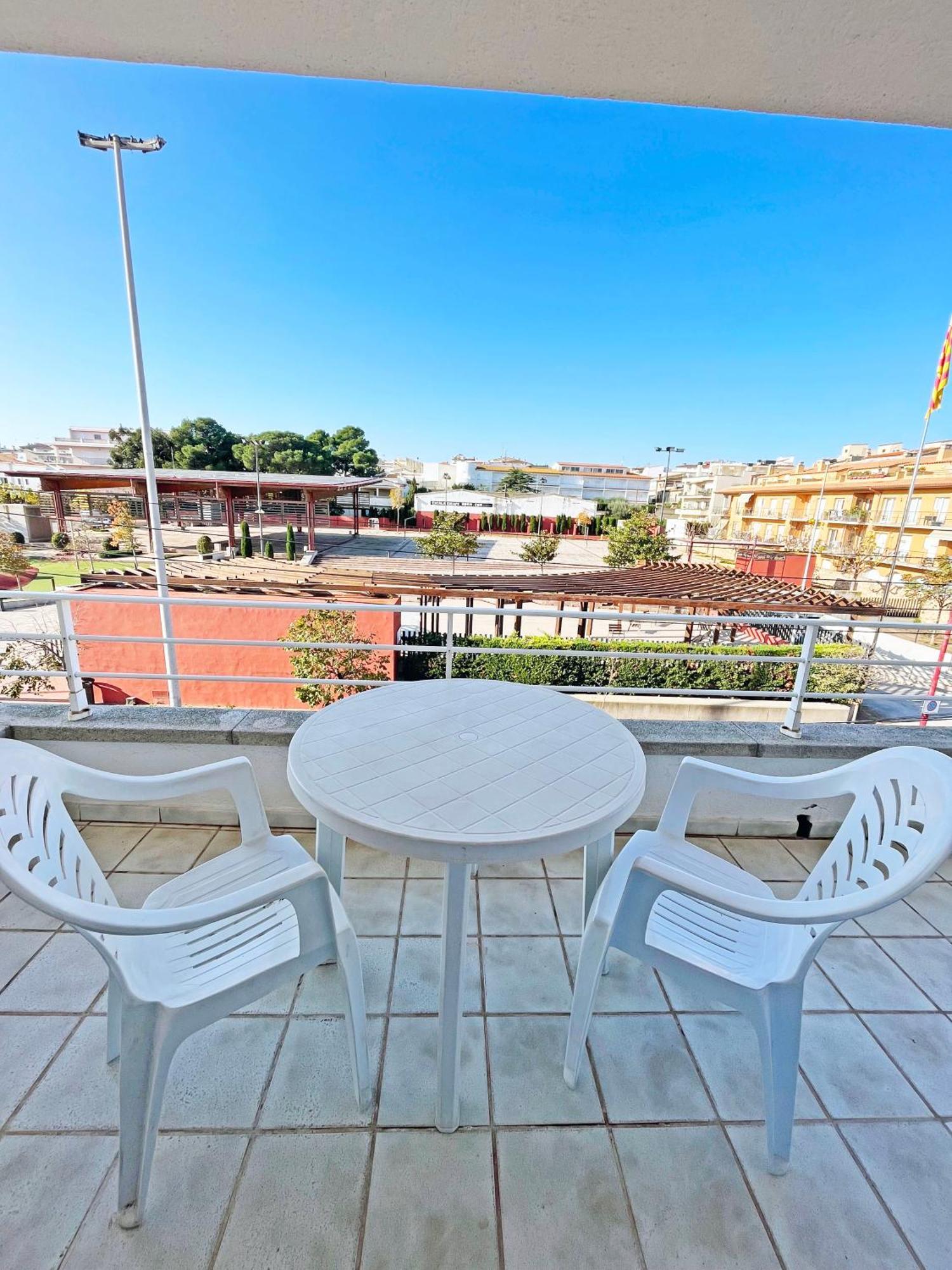 Apartamento De 3 Habitaciones En El Centro L' Escala Eksteriør bilde